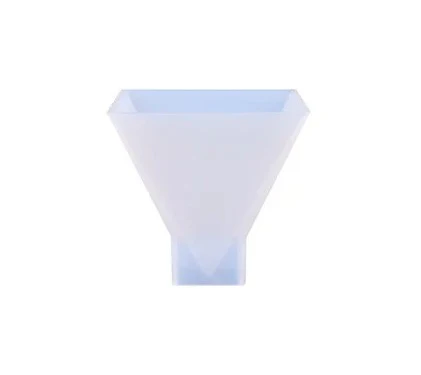 Molde GEO Triangulo Piramide N. 7 – 4.5cm - Image 3